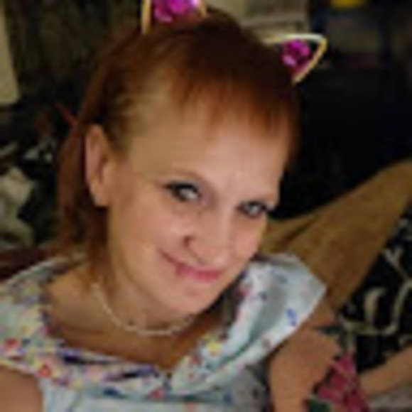 Meet your Posher, Cheryl - Picture 1 of 1